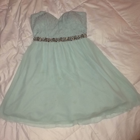 Dresses & Skirts - dress